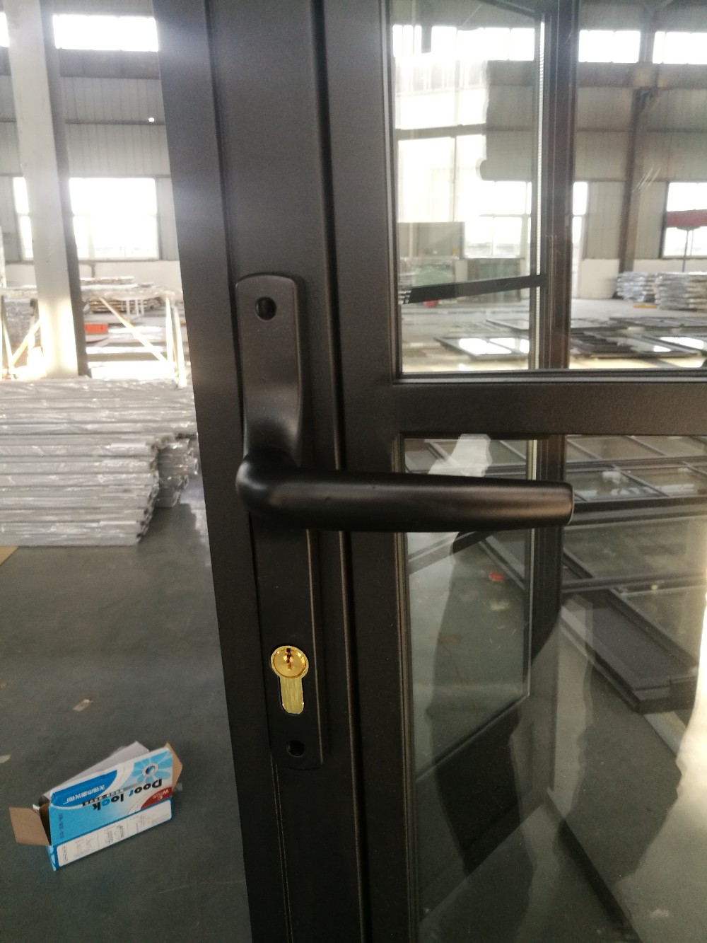 Handle hardware 3