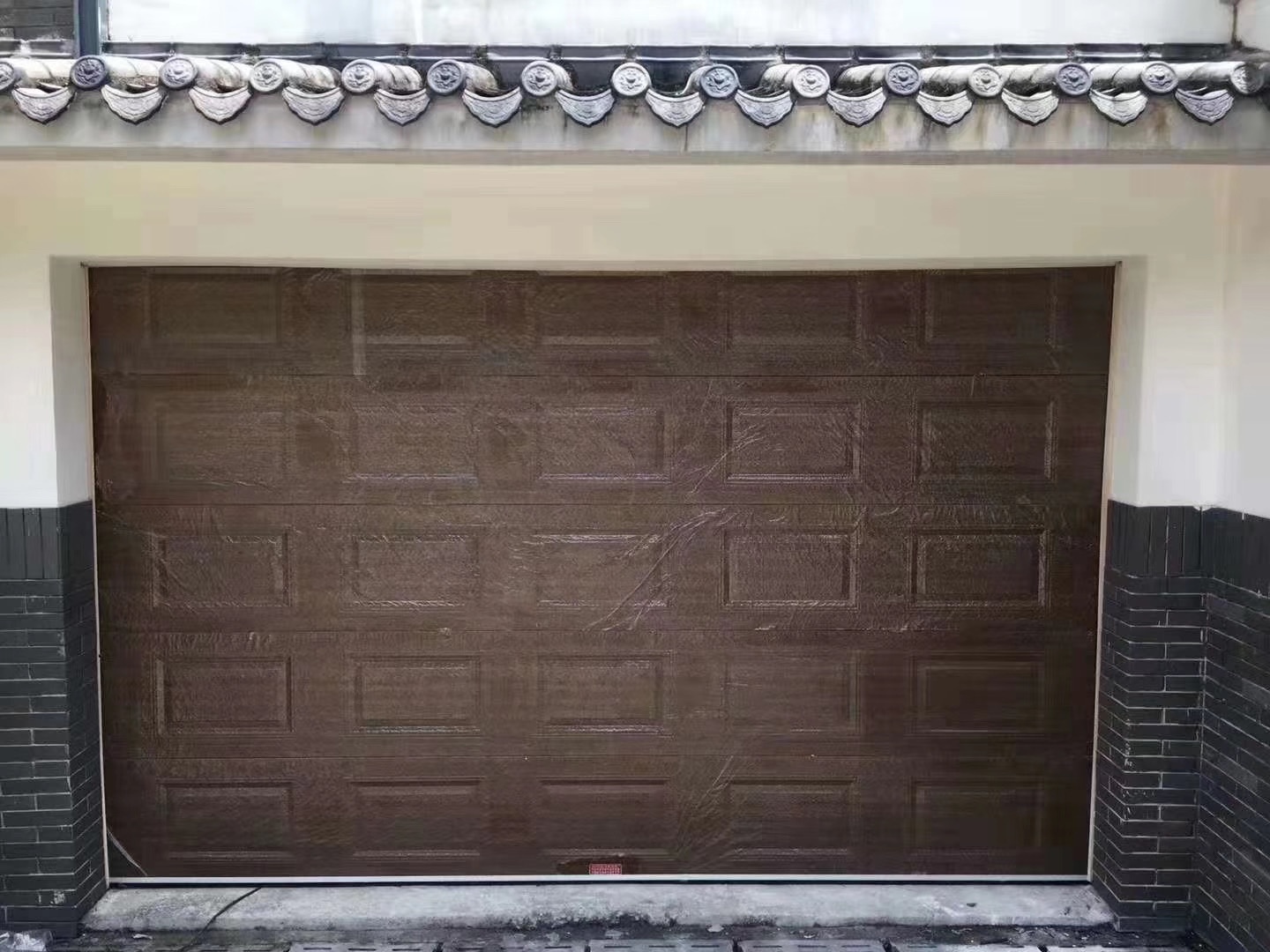 High Quality White Aluminum Alloy Garage Door Waterproof Powder Coated Modern Design Garage Door