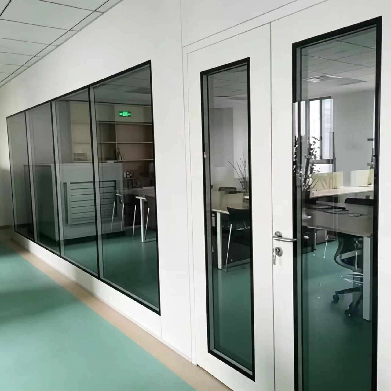 Customized Anti-Theft French Manual Door Aluminum Alloy Bifold Interior Door Patio Folding Doors for Hotel Hospital Office