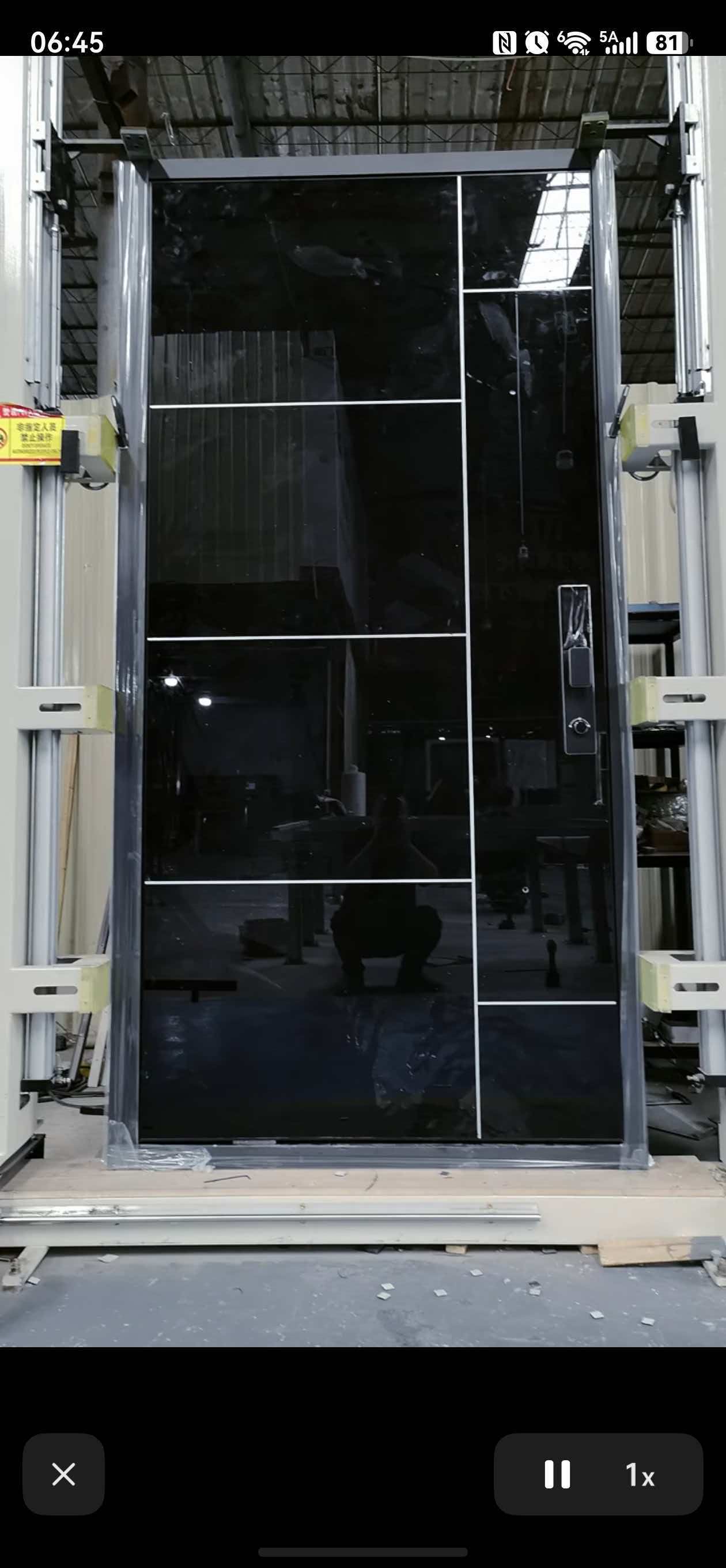 Hot Sale Modern Aluminum Entry Door with Large Glass Panel for Seaside Villa