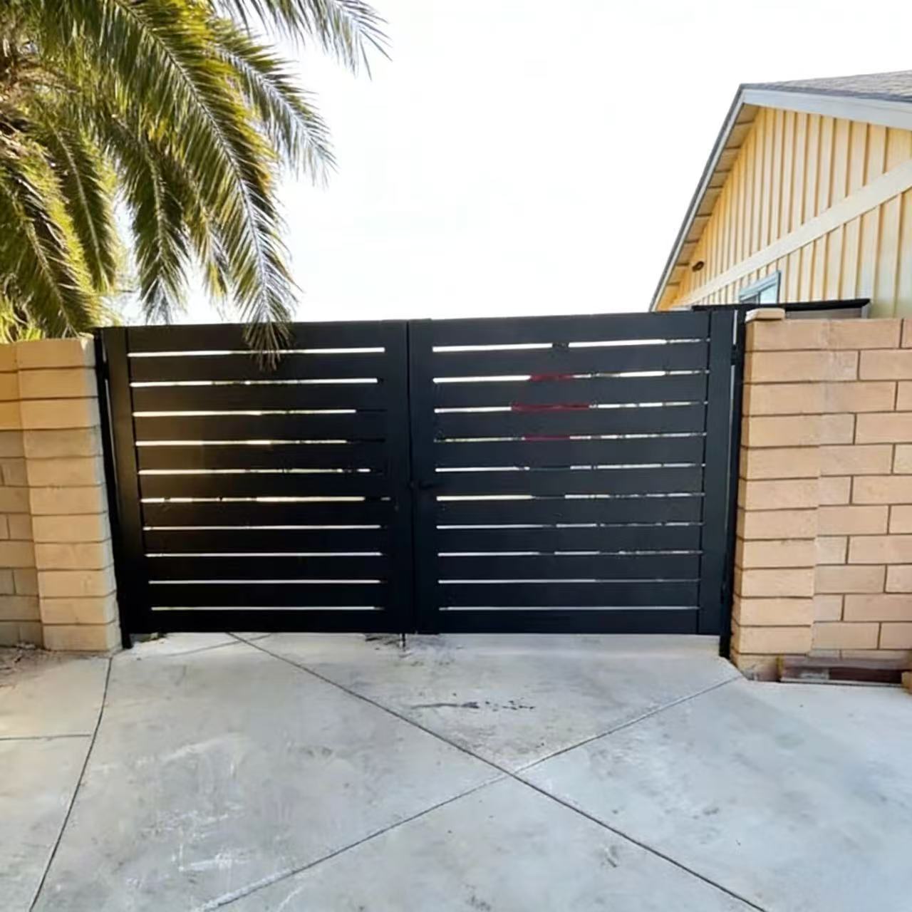 Modern Aluminum Entrance Door Sliding/Swing Driveway Gates Automation Heat Eco-friendly Weather Resistant Customizable Sizes